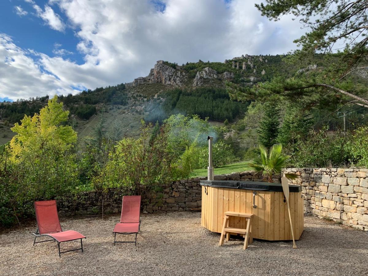 Quezac  La Voutee 5 Epis Avec Bain Finlandais Prive Au Manoir Du Charme Gorges Du Tarn B&B 외부 사진