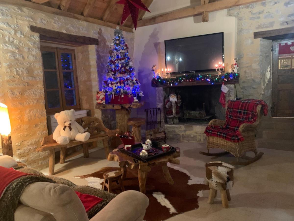 Quezac  La Voutee 5 Epis Avec Bain Finlandais Prive Au Manoir Du Charme Gorges Du Tarn B&B 외부 사진
