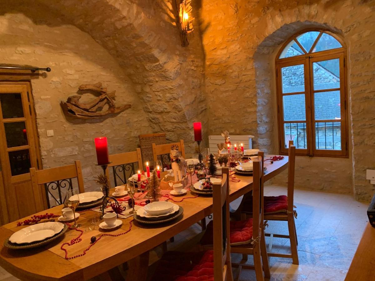 Quezac  La Voutee 5 Epis Avec Bain Finlandais Prive Au Manoir Du Charme Gorges Du Tarn B&B 외부 사진